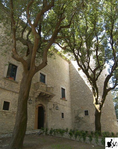 Castello Pignatelli Monteroduni